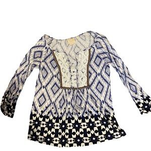 Vanessa Virginia top